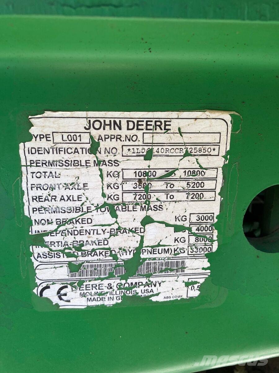 John Deere 6140R Traktori