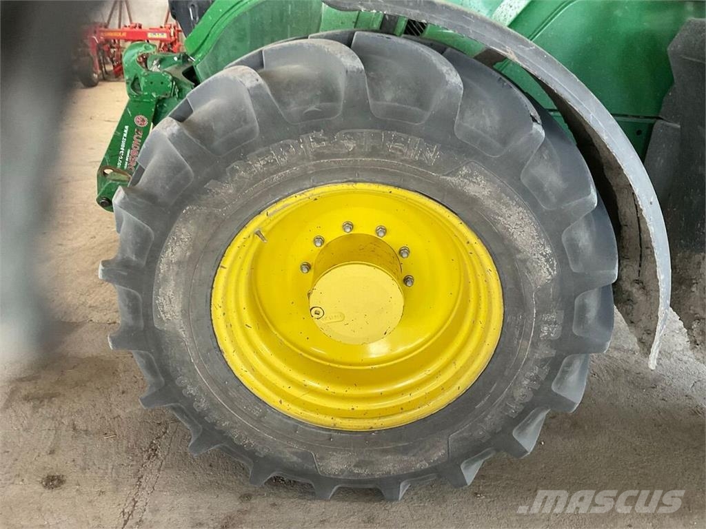 John Deere 6150R Traktorit