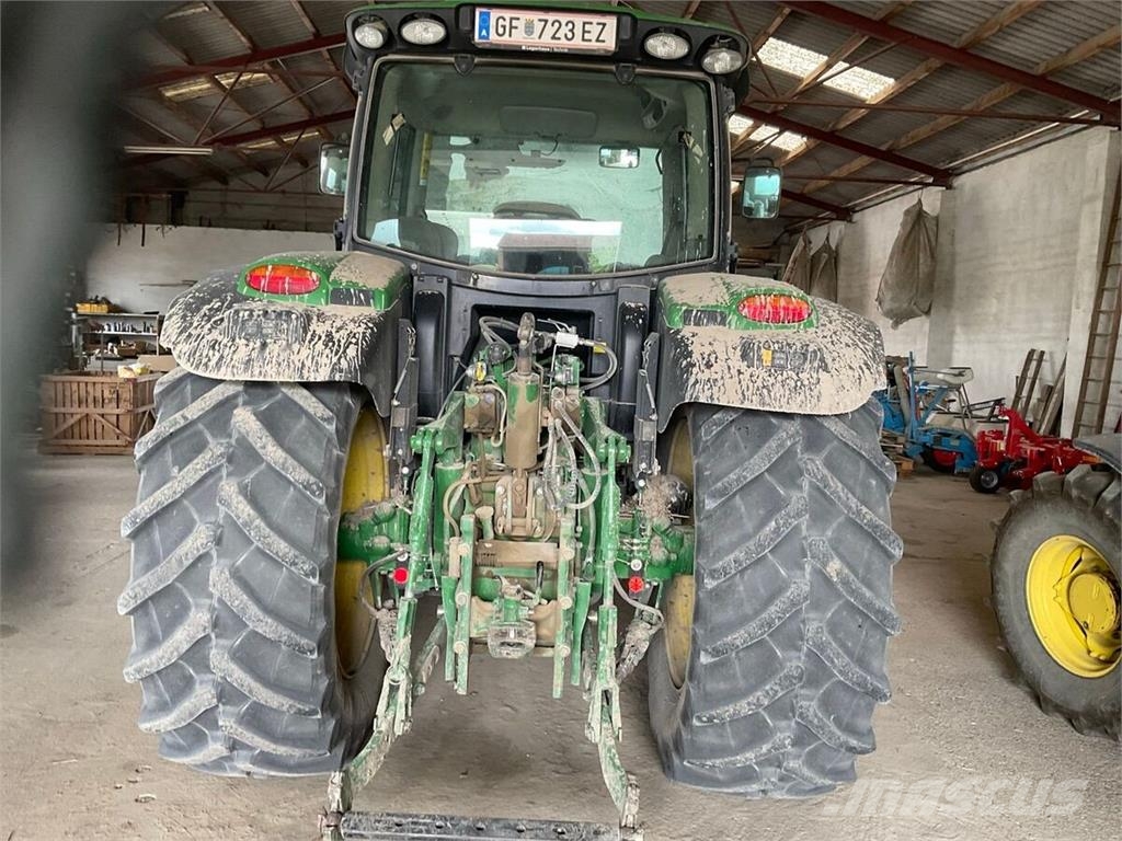 John Deere 6150R Traktorit