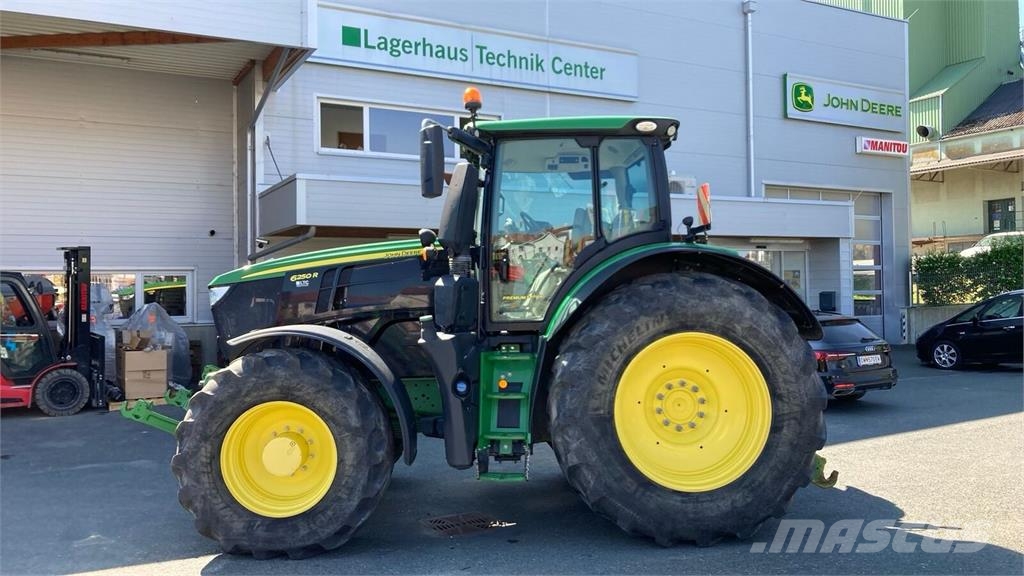 John Deere 6250R الجرارات