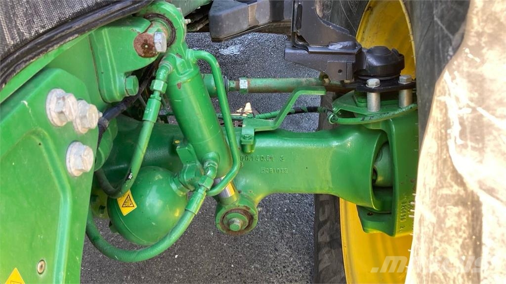 John Deere 6250R الجرارات