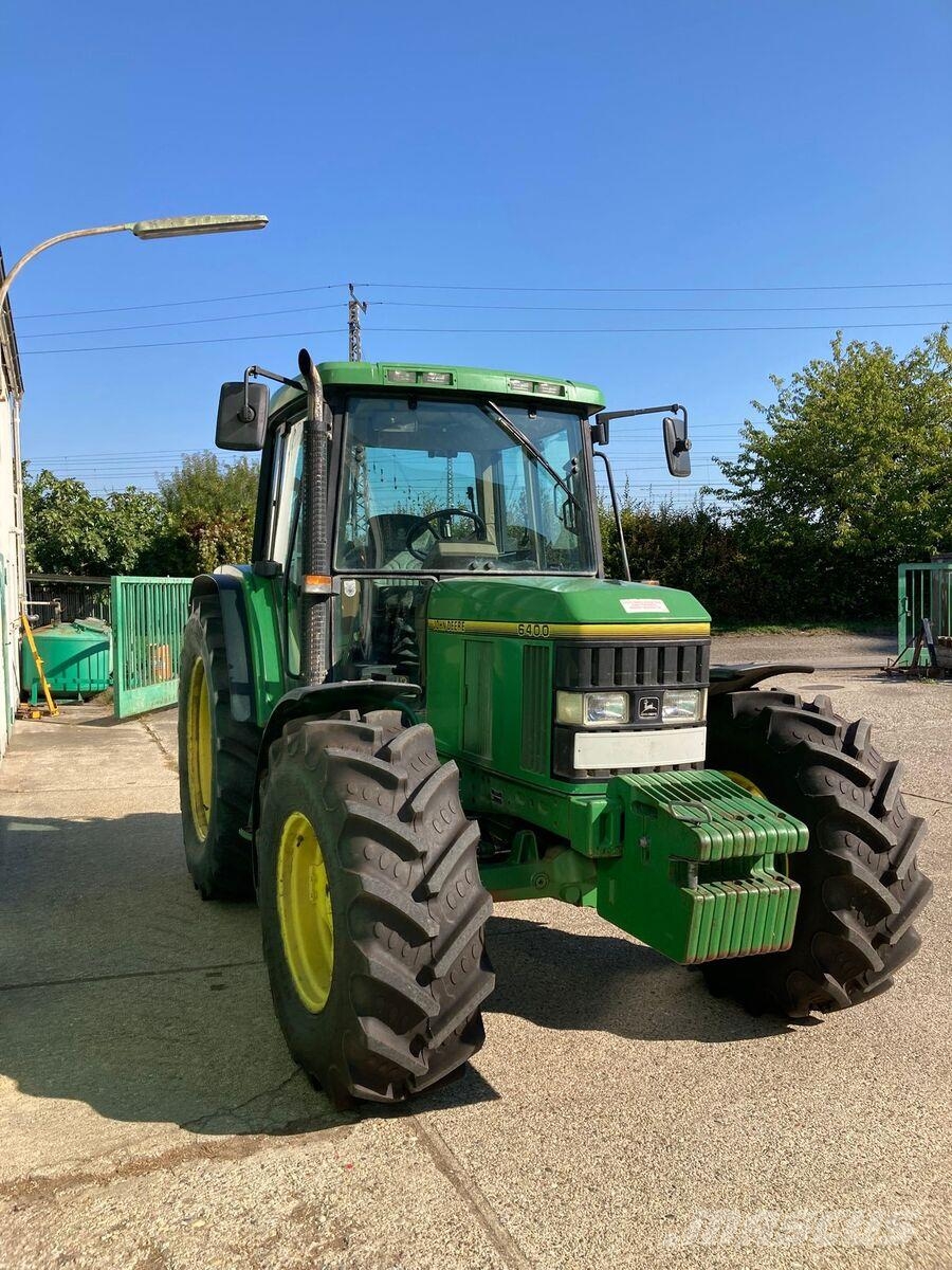John Deere 6400 الجرارات