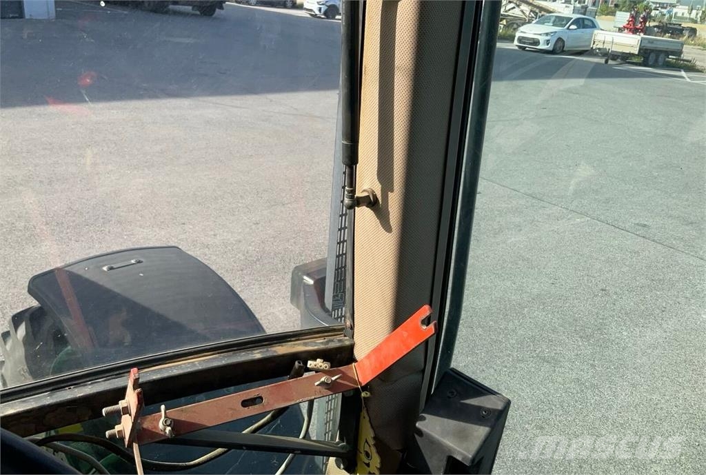 John Deere 6600 Traktorit