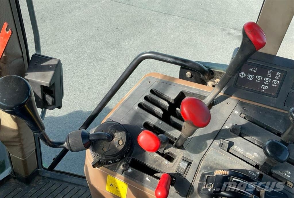 John Deere 6600 Traktorit