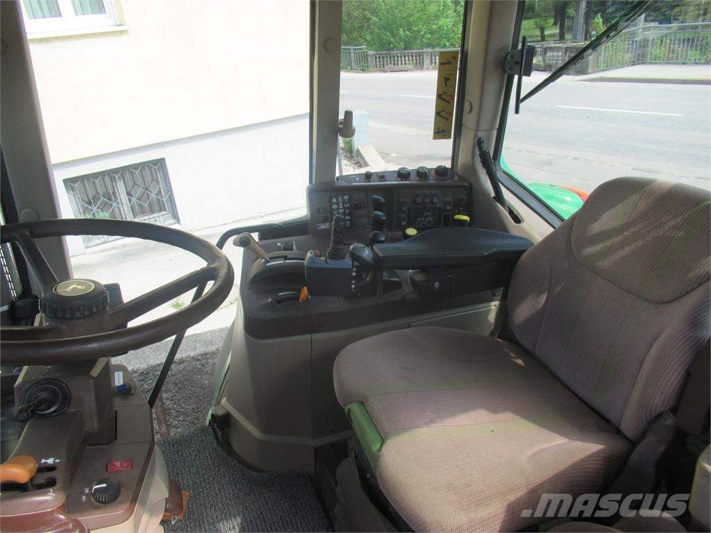John Deere 6620 Tractors