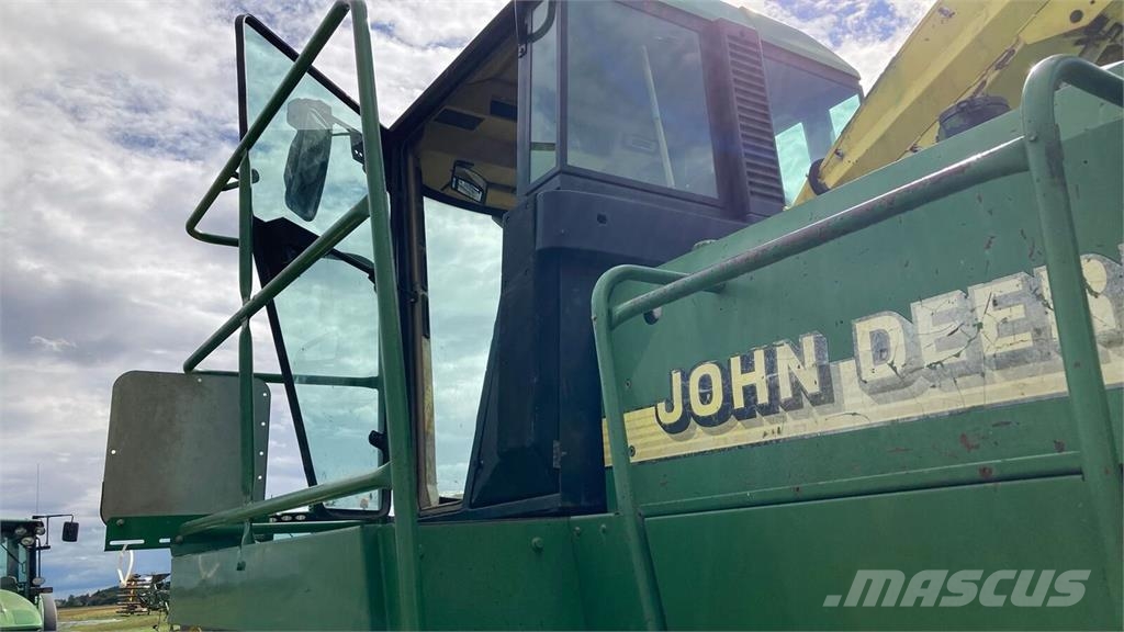 John Deere 6750 Kombajni za krmo