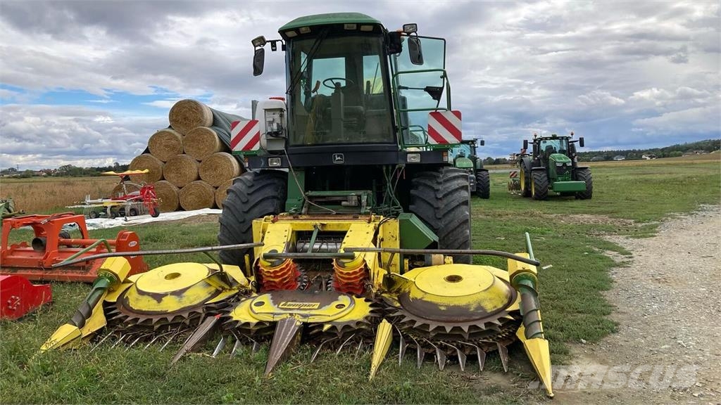 John Deere 6750 Kombajni za krmo