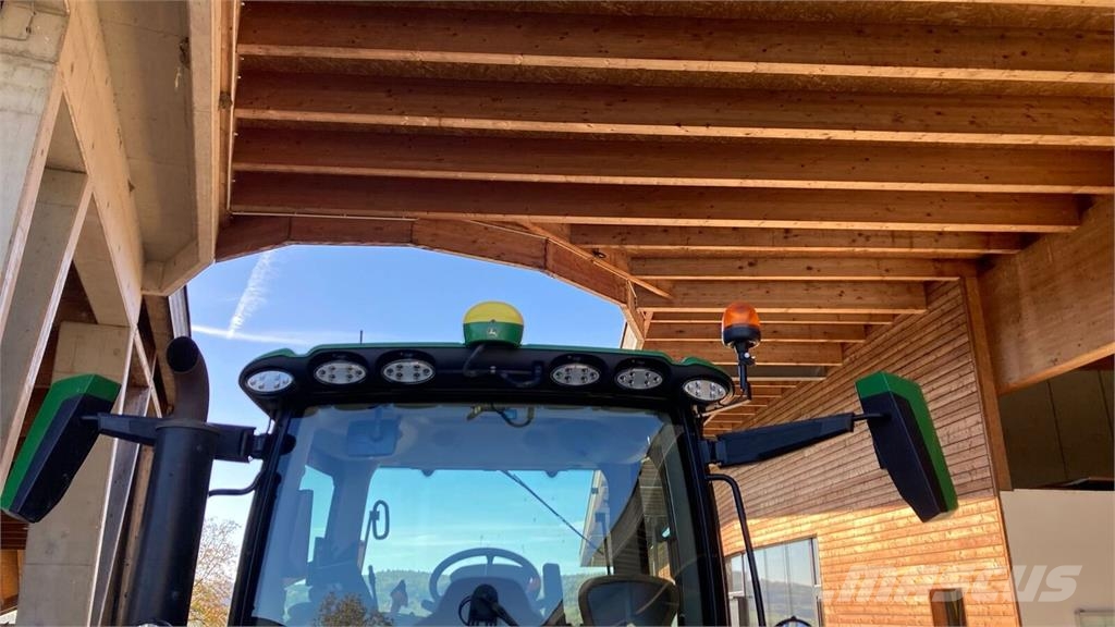 John Deere 6R 150 الجرارات