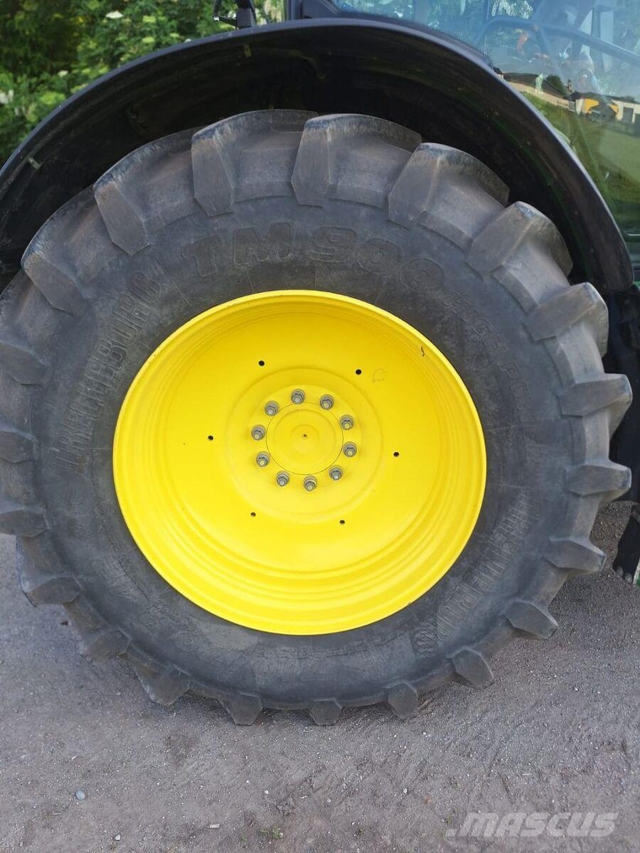 John Deere 6R 195 الجرارات