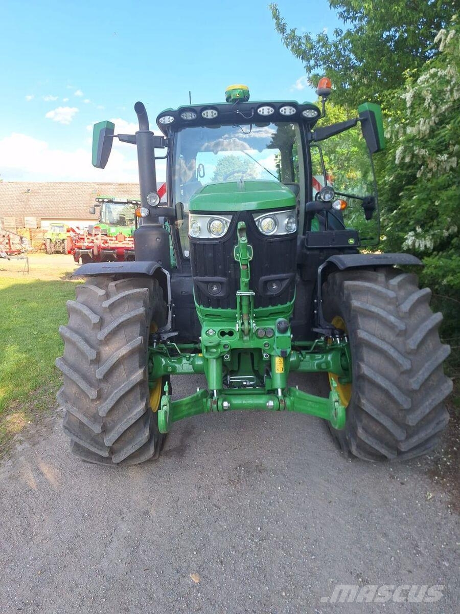 John Deere 6R 195 الجرارات