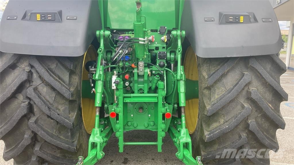 John Deere 7R 330 Tractoare
