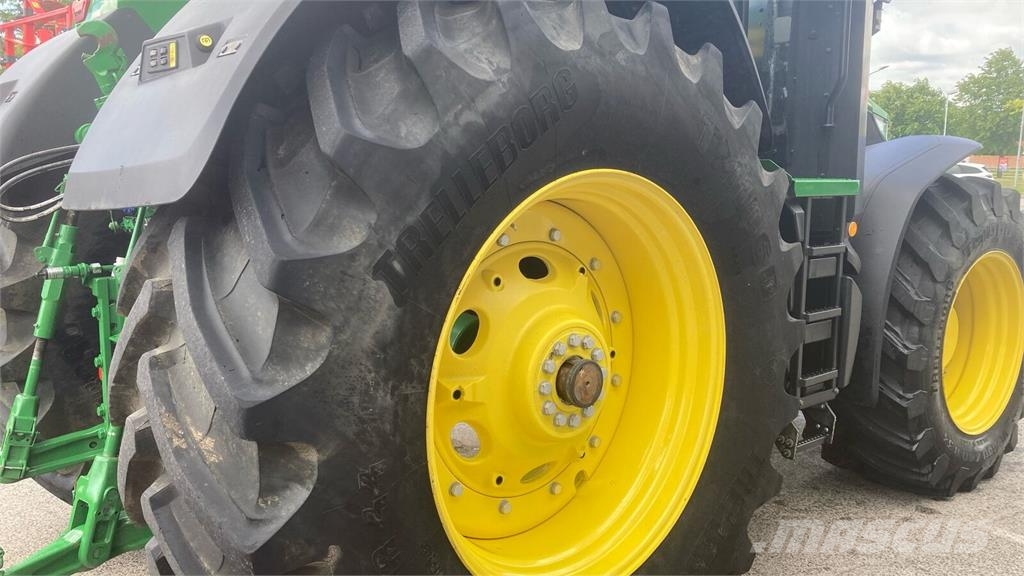 John Deere 7R 330 Tractoare