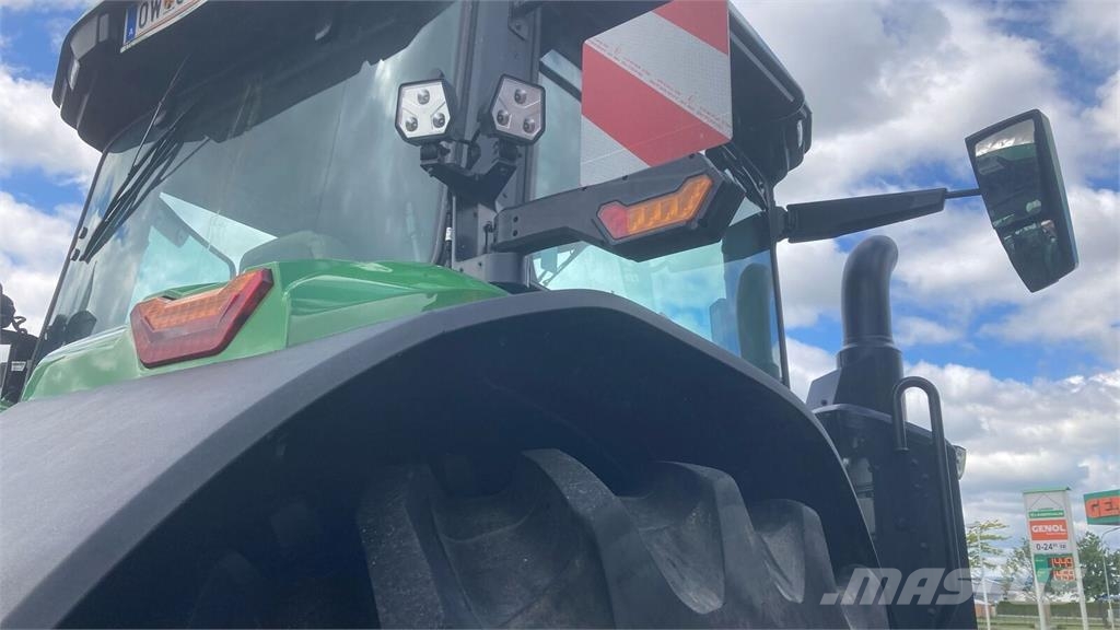 John Deere 7R 330 Trattori