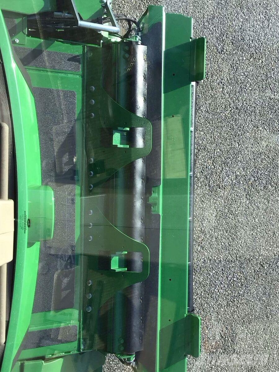 John Deere S7 700 Mietitrebbiatrici