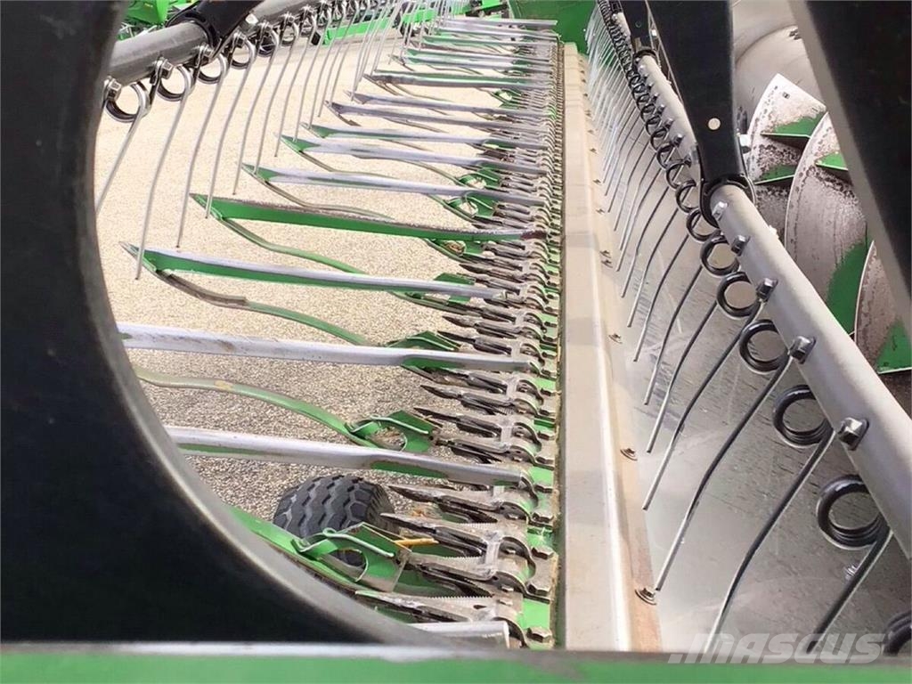 John Deere Schneidwerk 622 R mit Flötzinger Schneidwerkswag ملحقات الحصادات