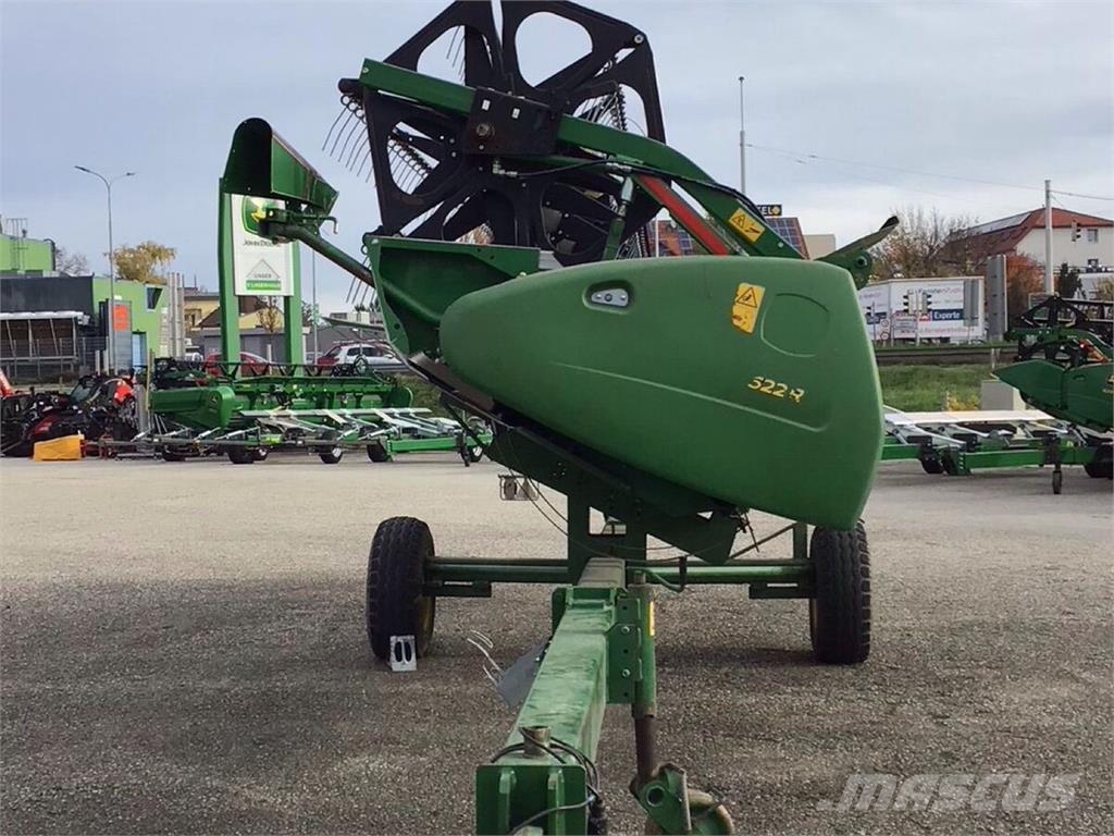 John Deere Schneidwerk 622 R mit Flötzinger Schneidwerkswag ملحقات الحصادات