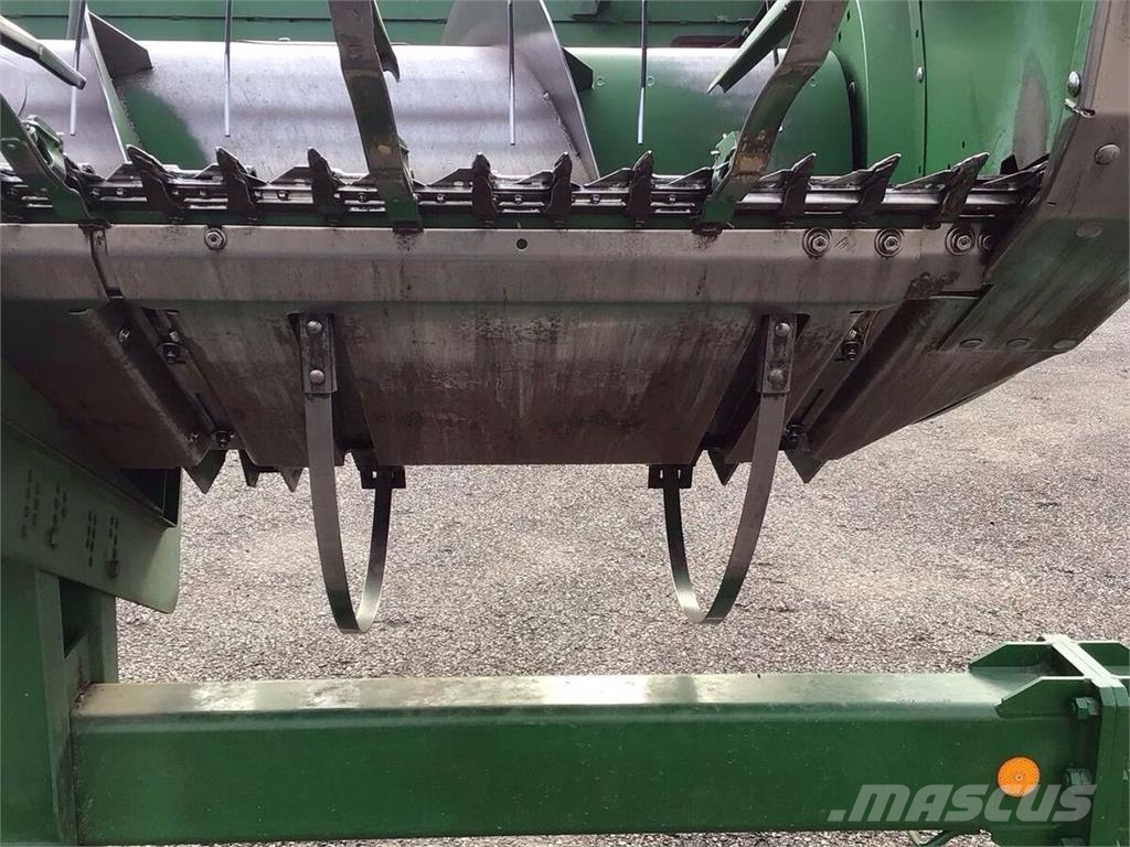 John Deere Schneidwerk 622 R mit Flötzinger Schneidwerkswag ملحقات الحصادات