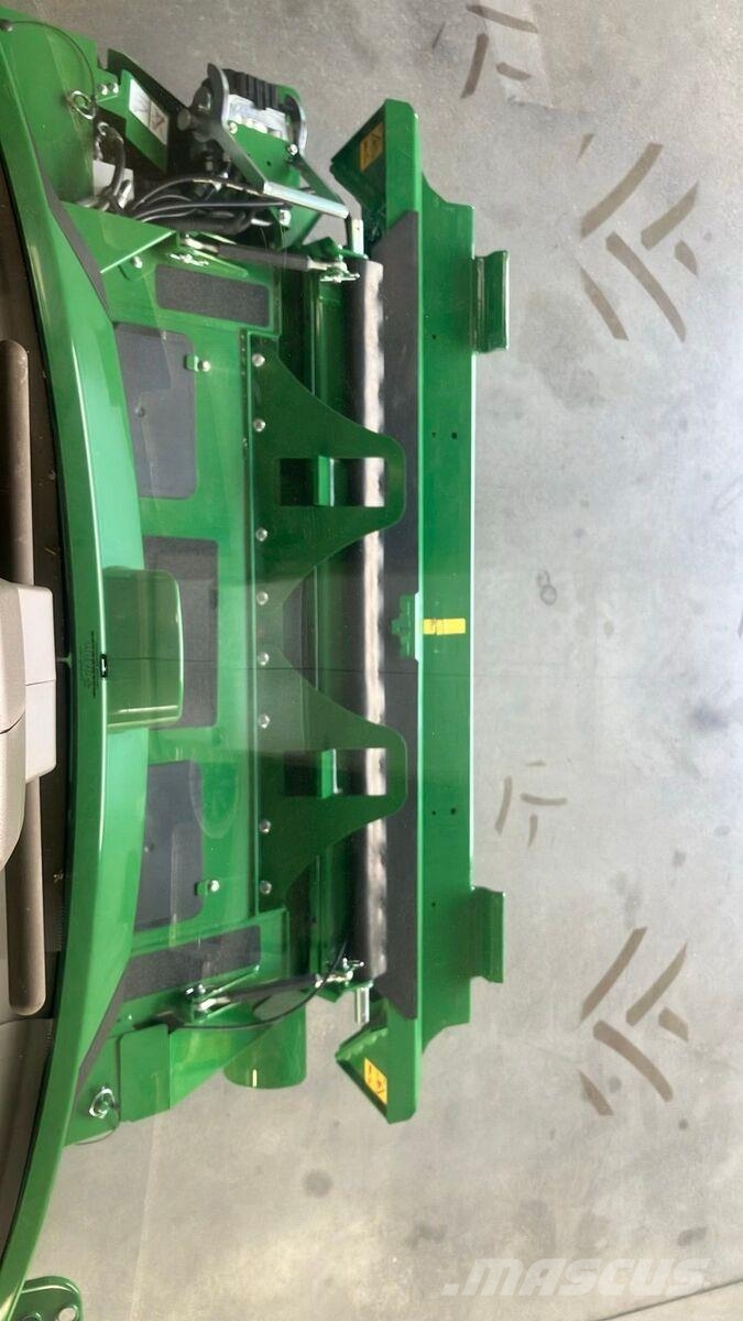 John Deere T5 400 حصادات