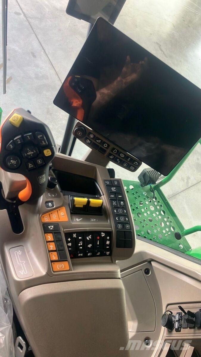 John Deere T5 400 حصادات