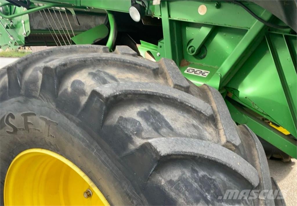 John Deere T560 Kombájnok