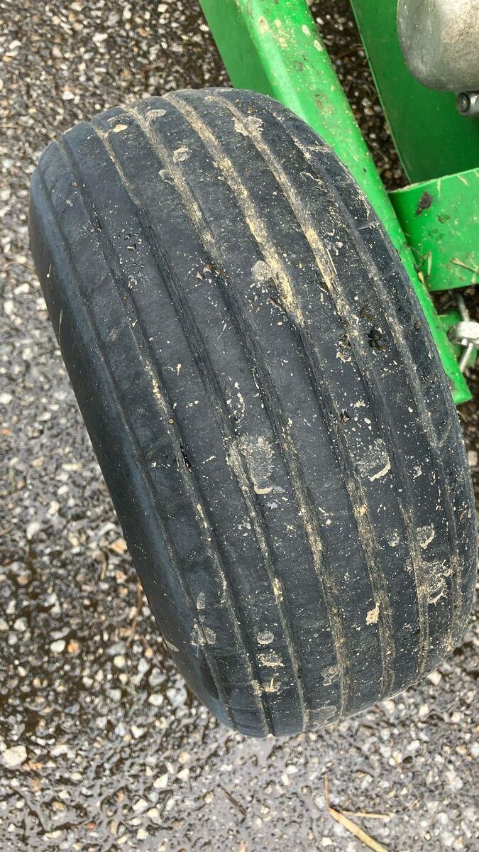 John Deere V461R HC25 Balirke (okrogle bale)