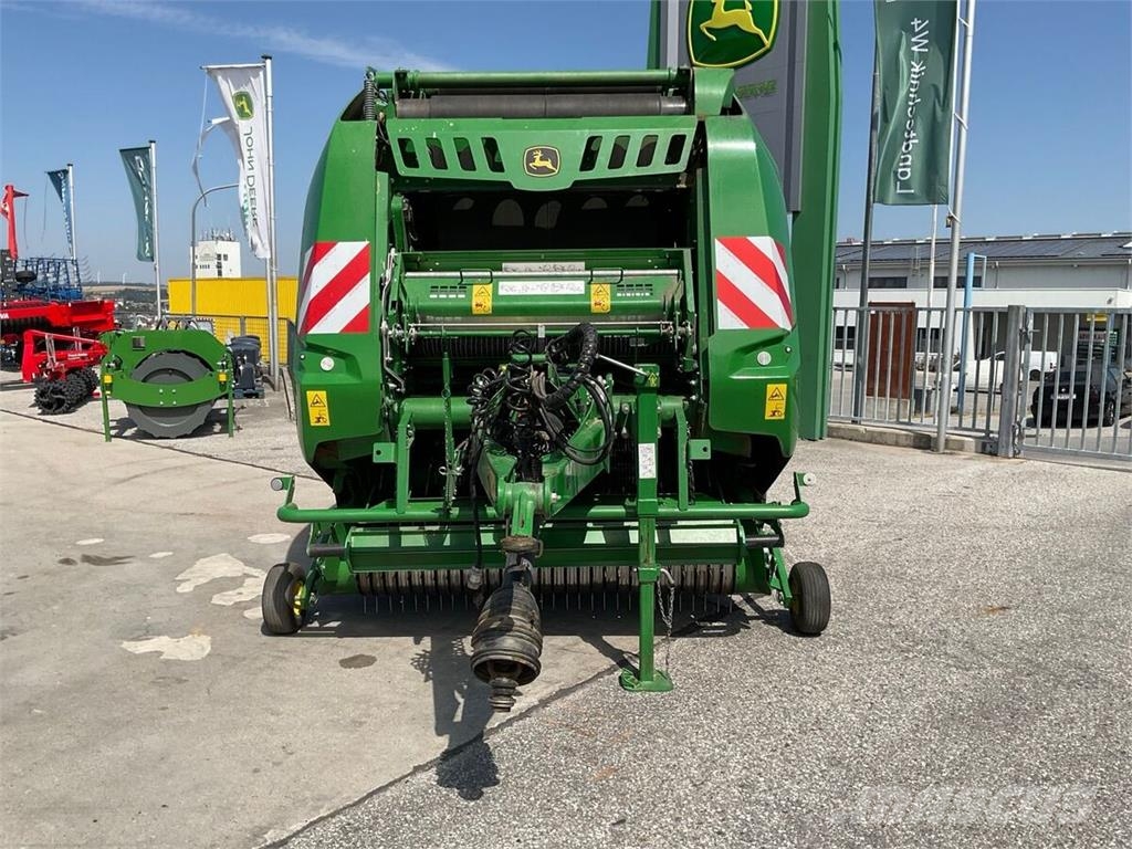 John Deere V461R HC25 Balirke (okrogle bale)
