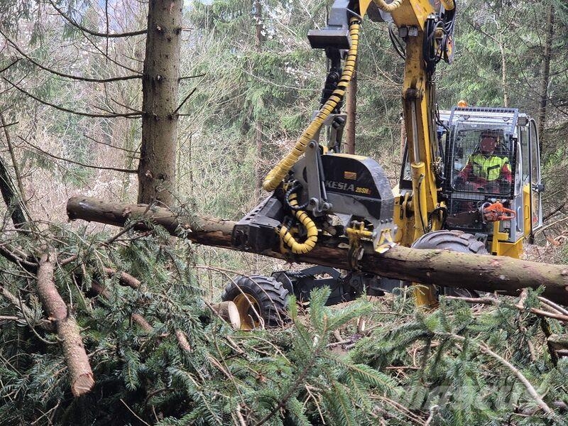 Kesla SH 20 mit Bagger Menzi Muck A71 T2 Šumarstvo – ostalo
