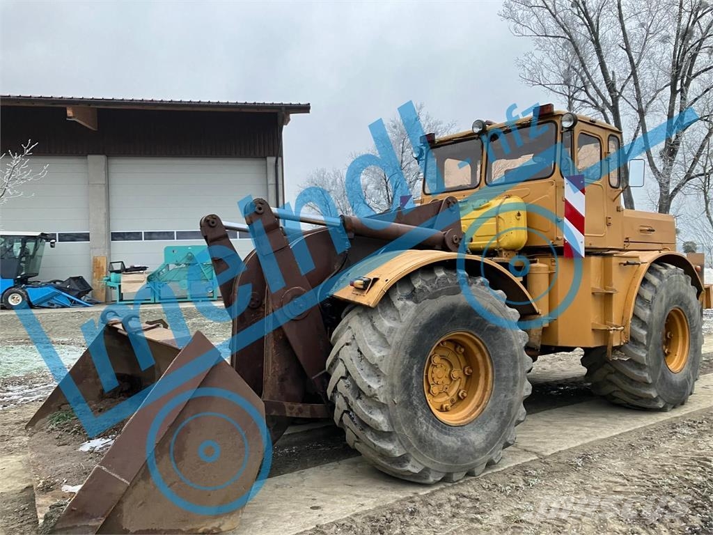 Kirovets K701 Traktory
