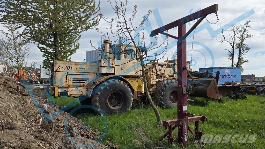 Kirovets K701 Колесни товарачи