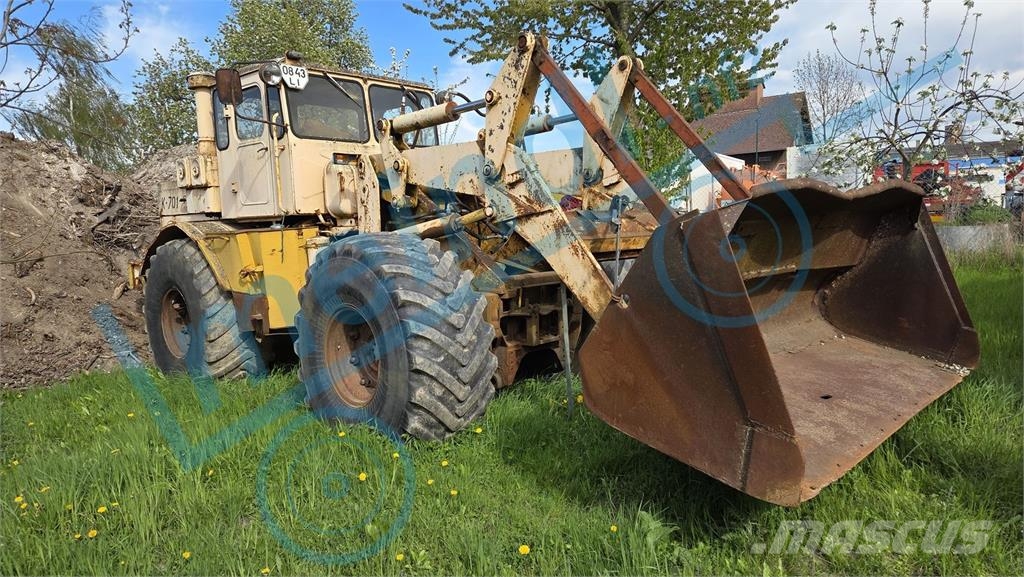 Kirovets K701 Колесни товарачи
