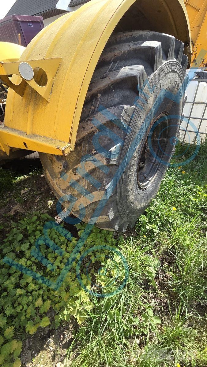 Kirovets K701 Traktory
