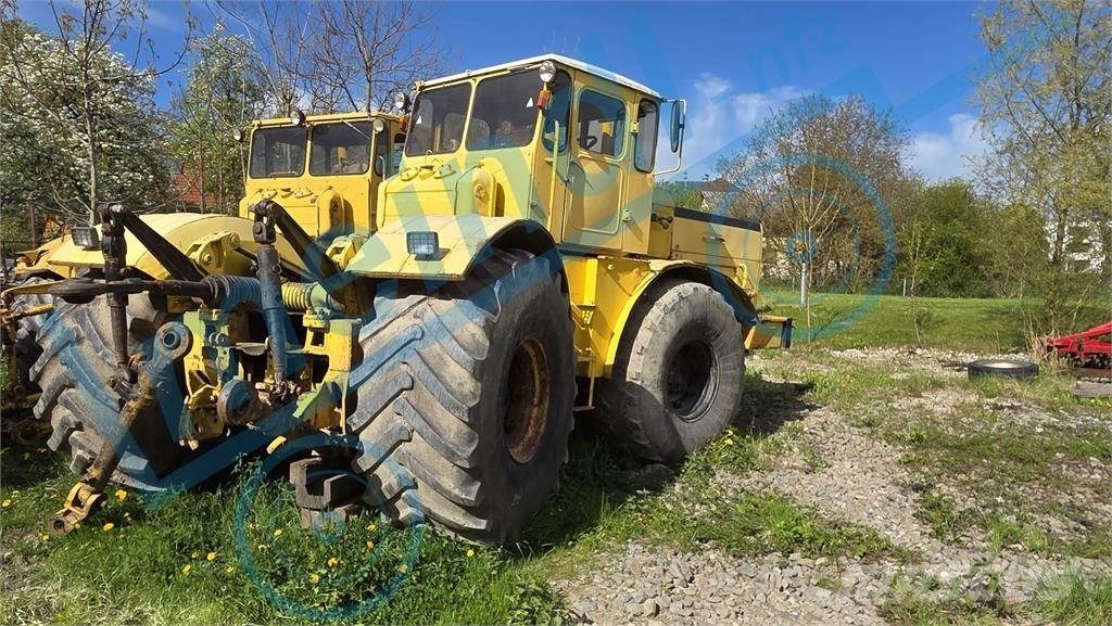 Kirovets K701 トラクター