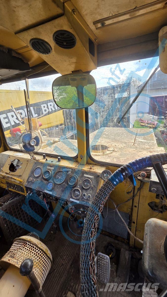 Kirovets K701 トラクター