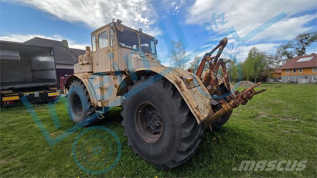 Kirovets K701 トラクター