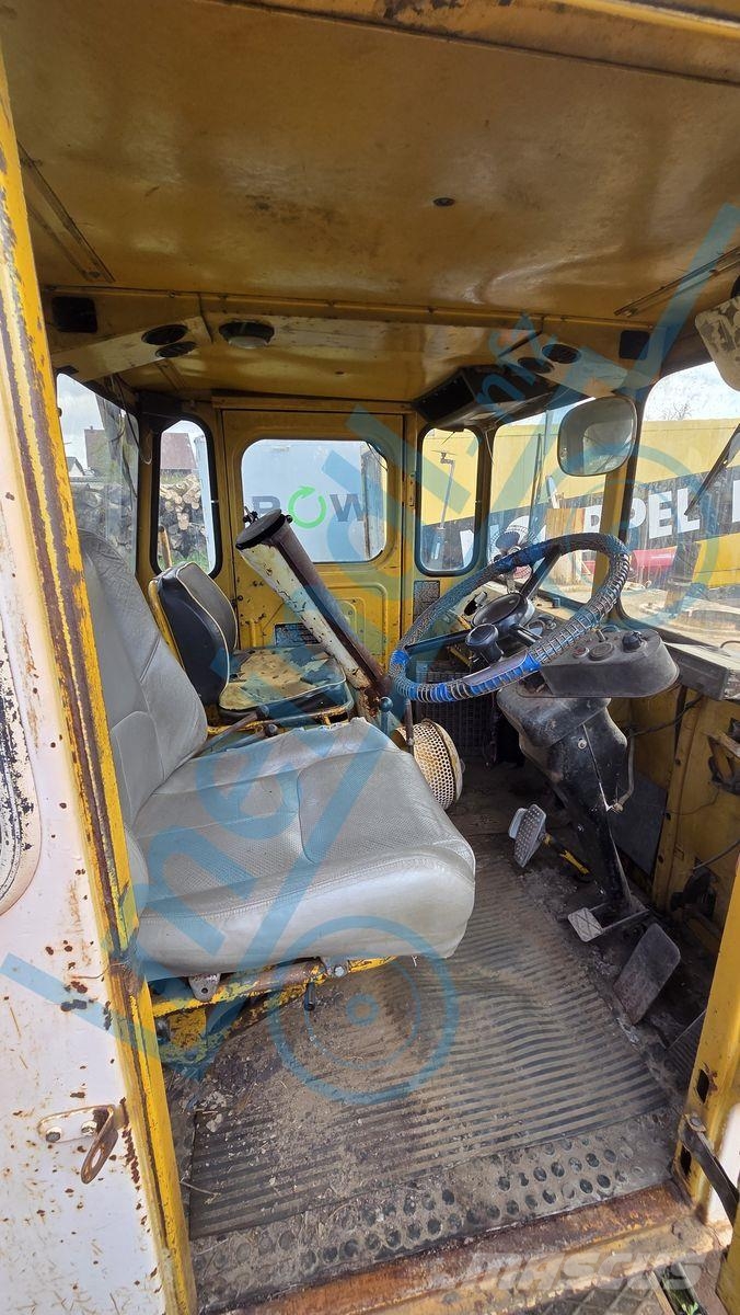 Kirovets K701 トラクター