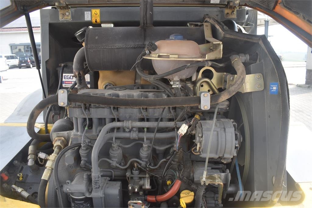 Kramer 1150 لوادر بعجل