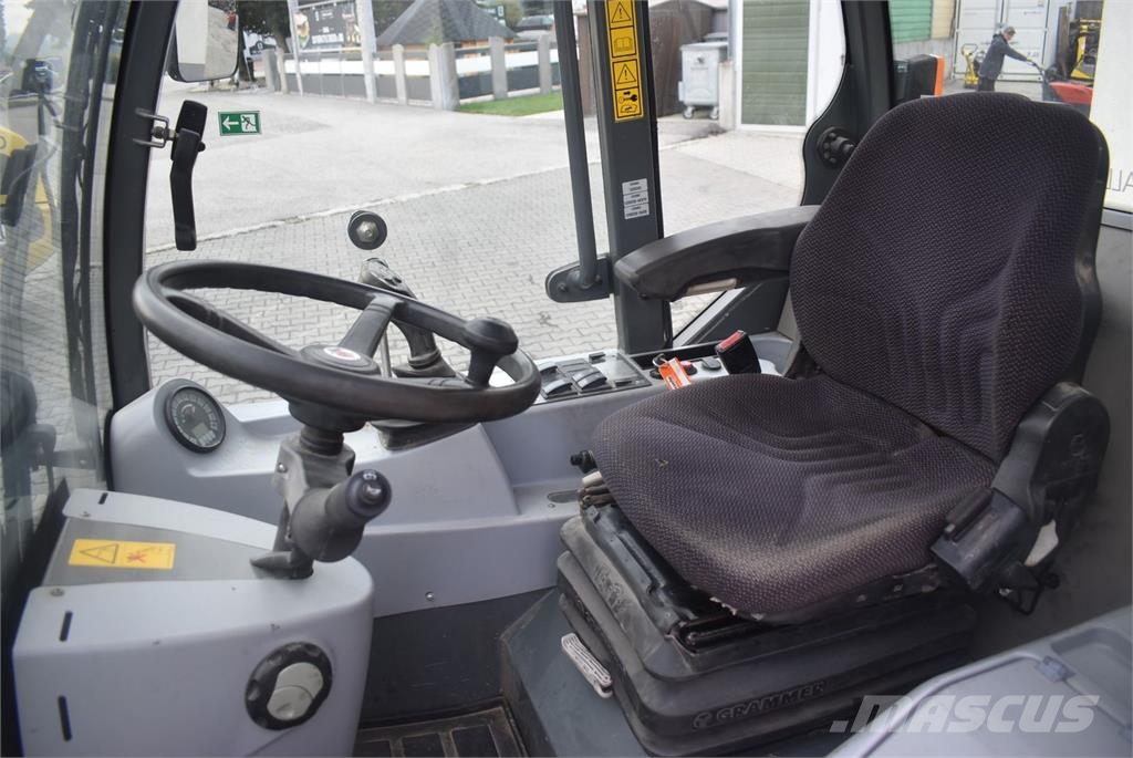 Kramer 750 Wheel loaders