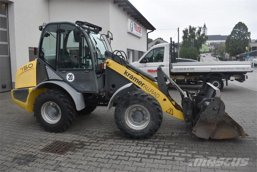 Kramer 750 Kolesni nakladalci