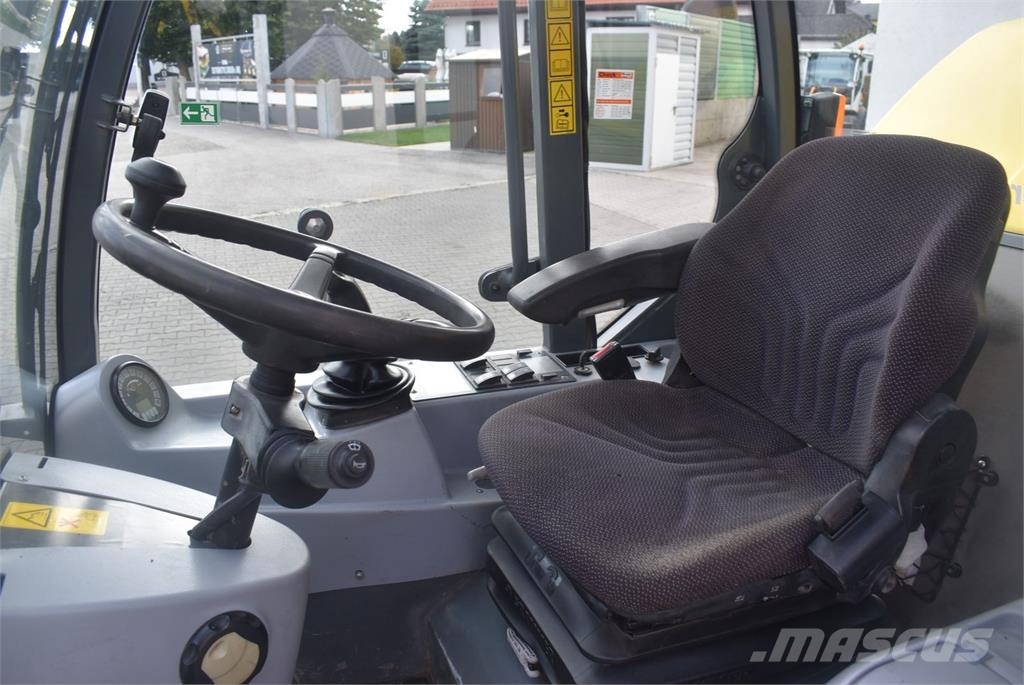 Kramer 750 Wheel loaders