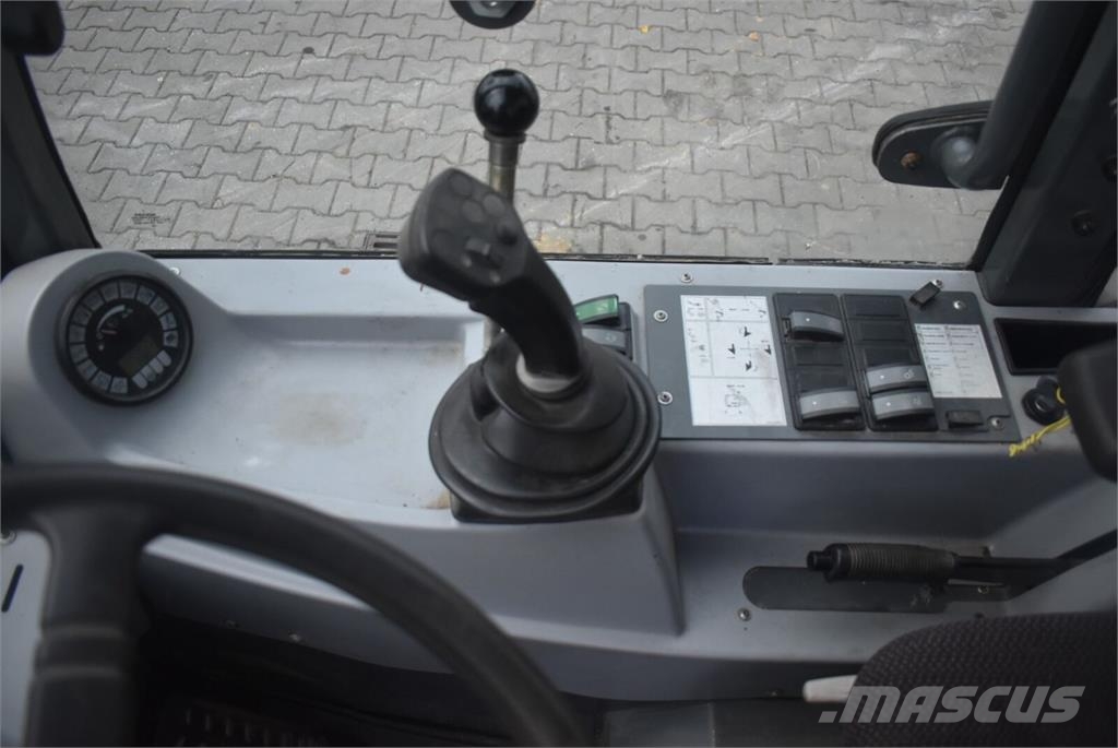 Kramer 750 mit Straßenzulassung Hjullastere