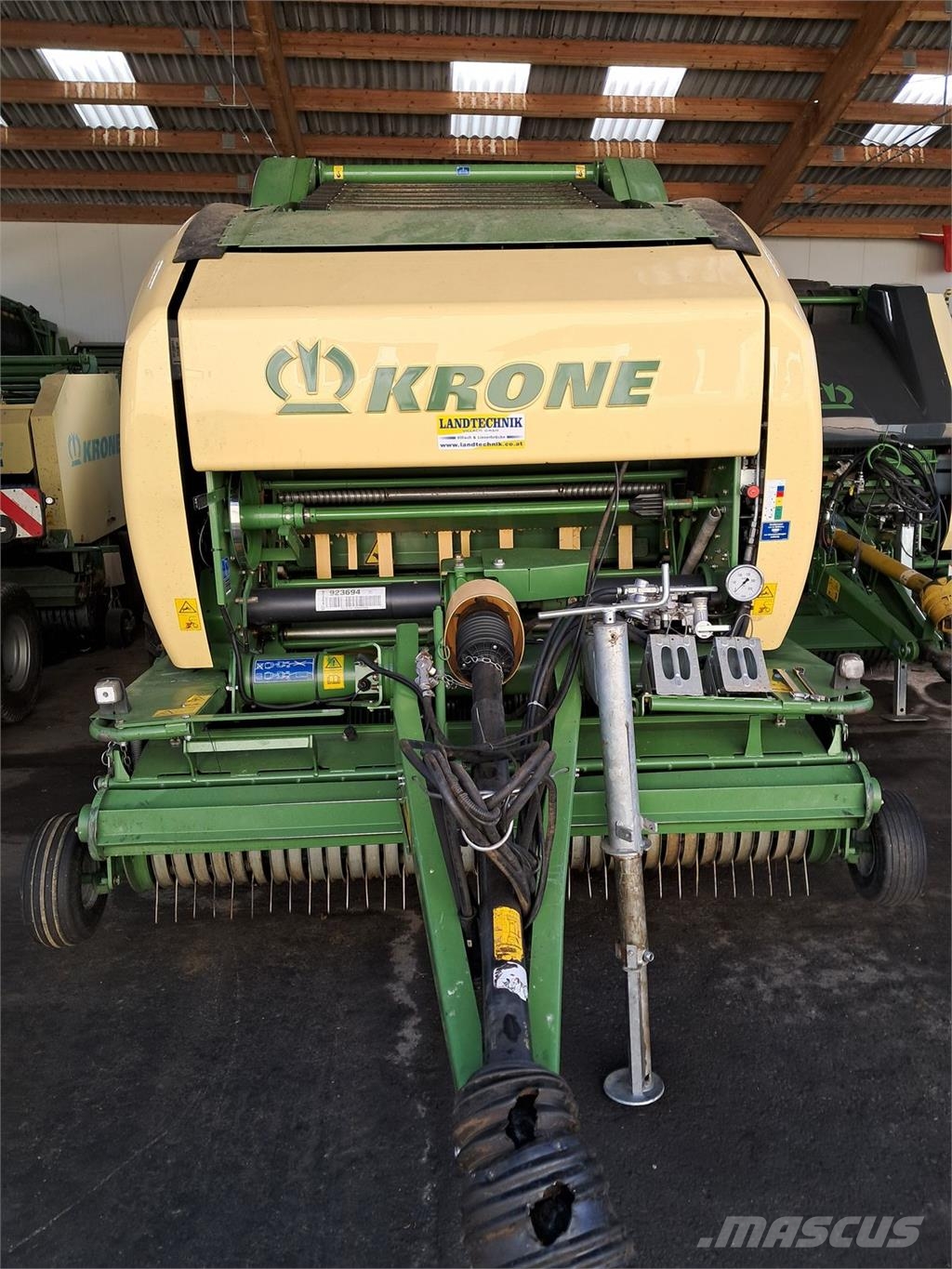 Krone Comprima V 150 XC Рулонні прес-підбирачі