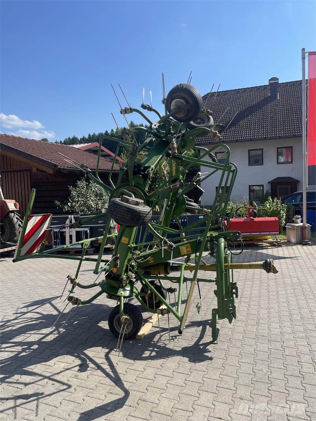 Krone KW 6,70-6 Okretači i sakupljači sijena