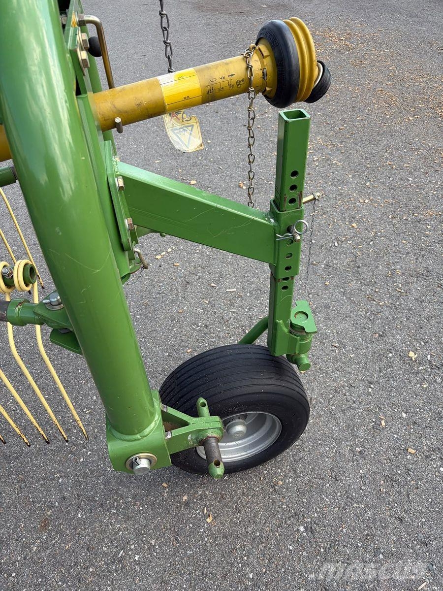 Krone Swadro 35 معدات حصد