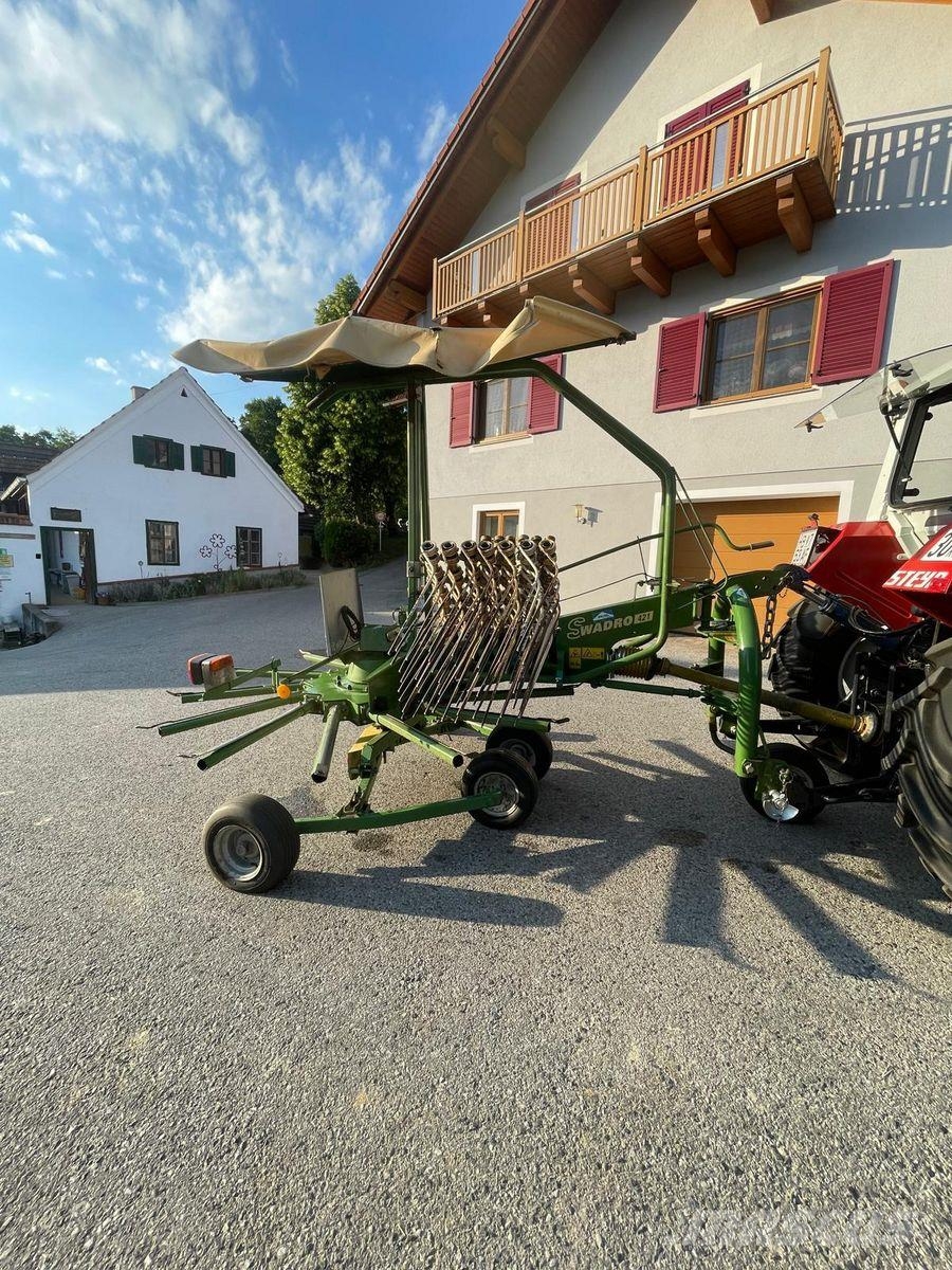Krone Swadro 421 수확기