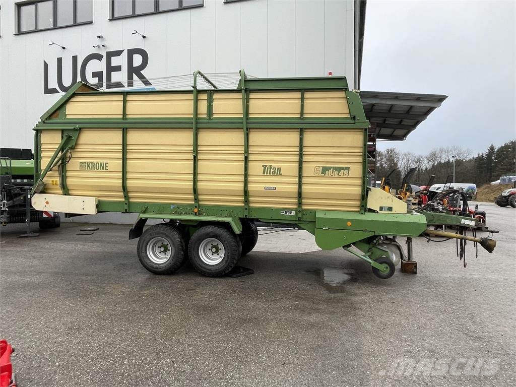 Krone Titan 6/48 GL 自动装载拖车