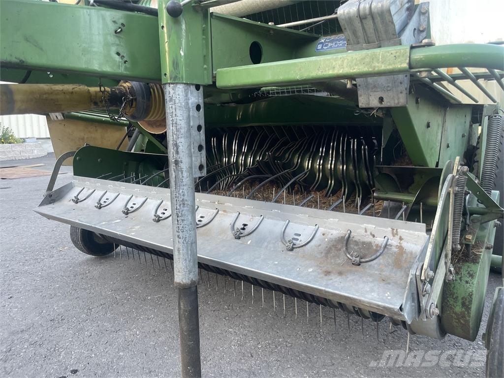 Krone Vario pack 1500 MC Lisy na okrúhle balíky