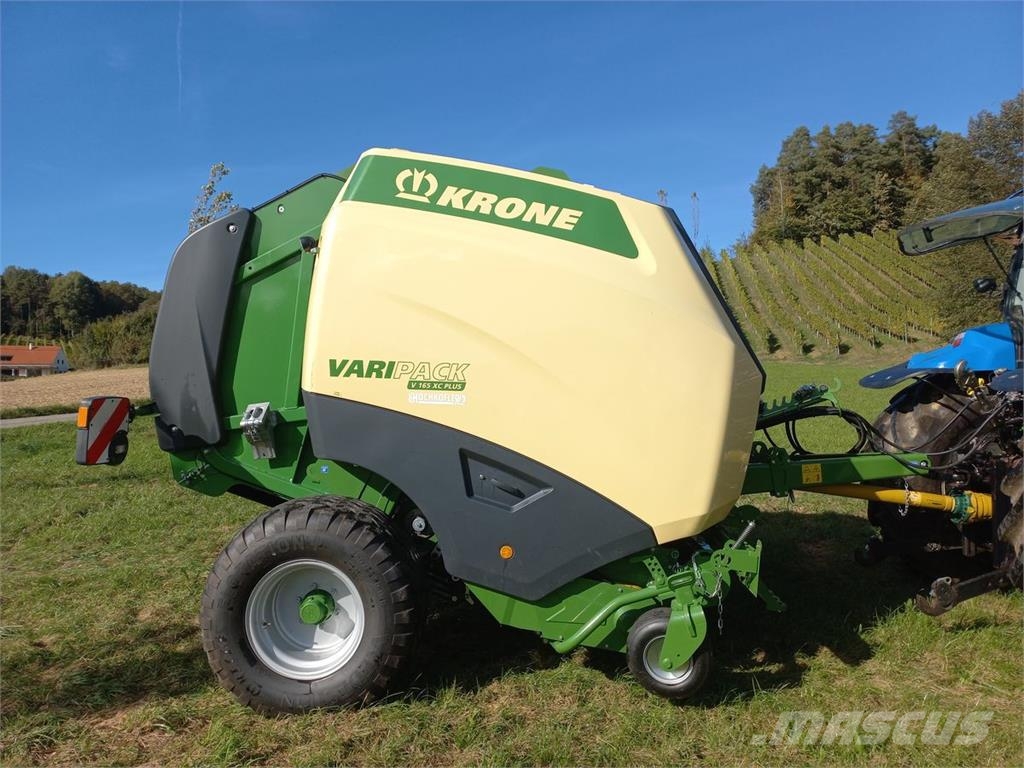 Krone Varipack V 165 XC Plus 圓型牧草打包機