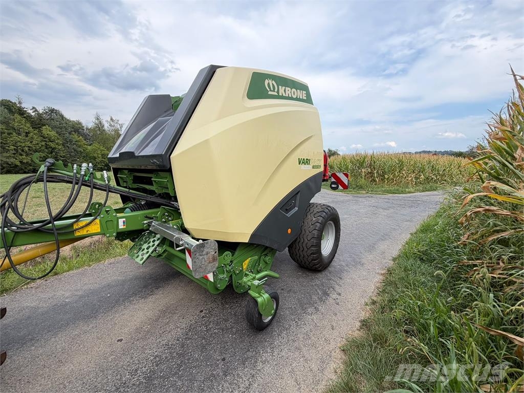 Krone Varipack V 165 XC Plus 圓型牧草打包機