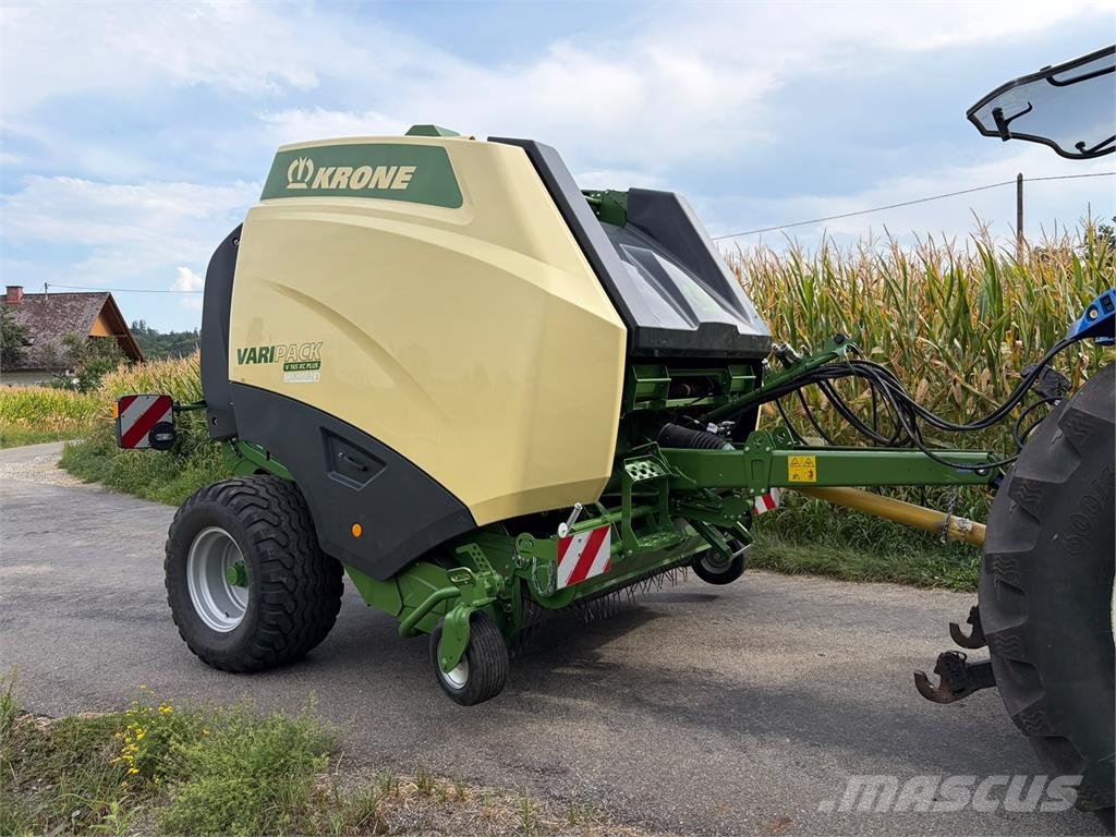 Krone Varipack V 165 XC Plus 圓型牧草打包機