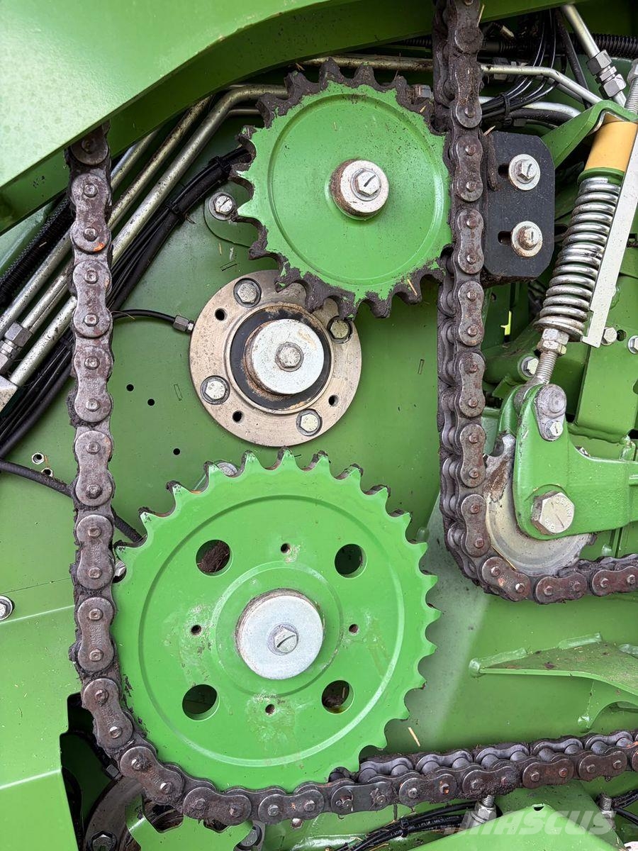 Krone Varipack V 165 XC Plus 圓型牧草打包機